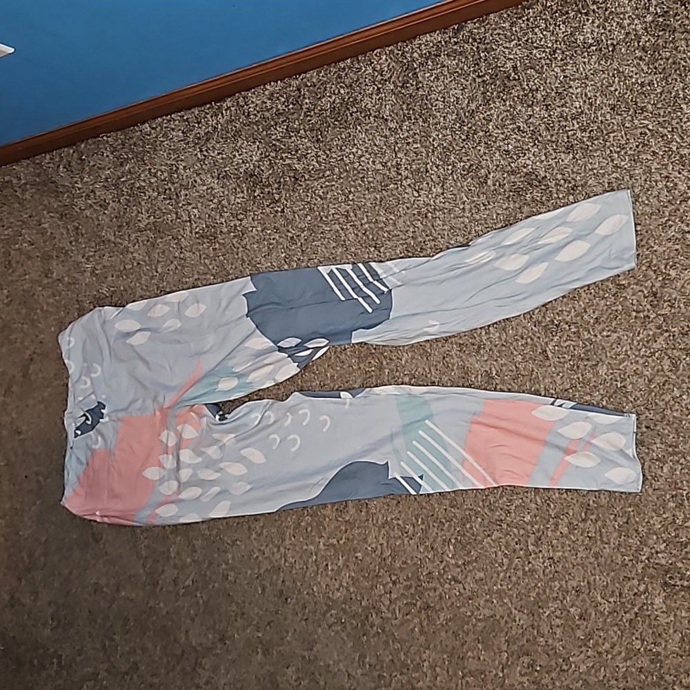 Simple Addiction leggings